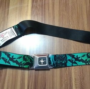 Seatbelt buckle style belt